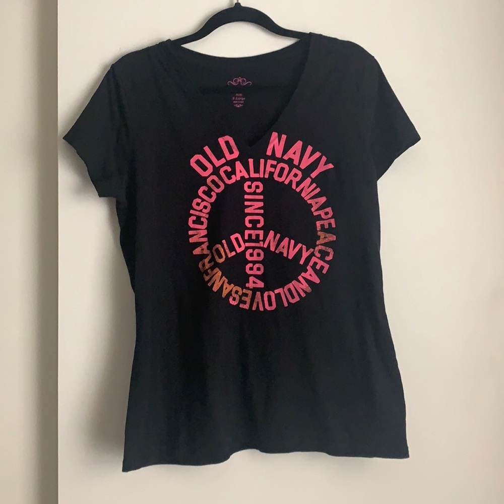Women’s Old Navy Tee